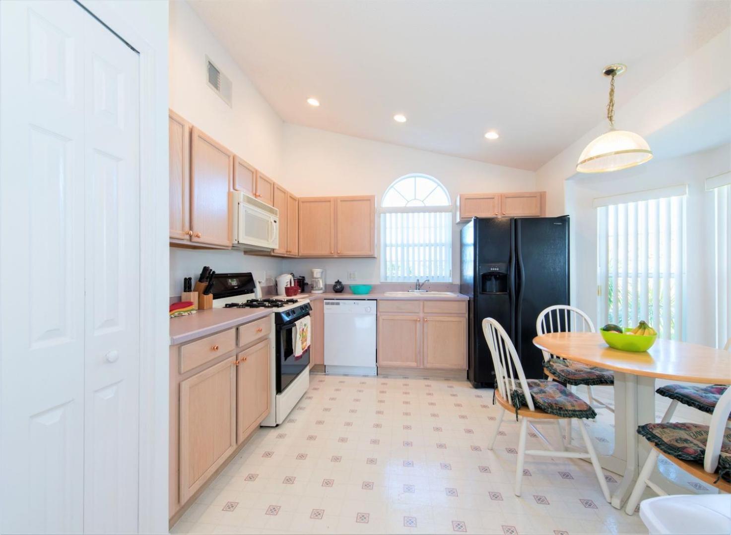 Makin Dreams With White Rose Villas - Private Pool - Game Room - Family Friendly - Nr Disney Kissimmee Room photo